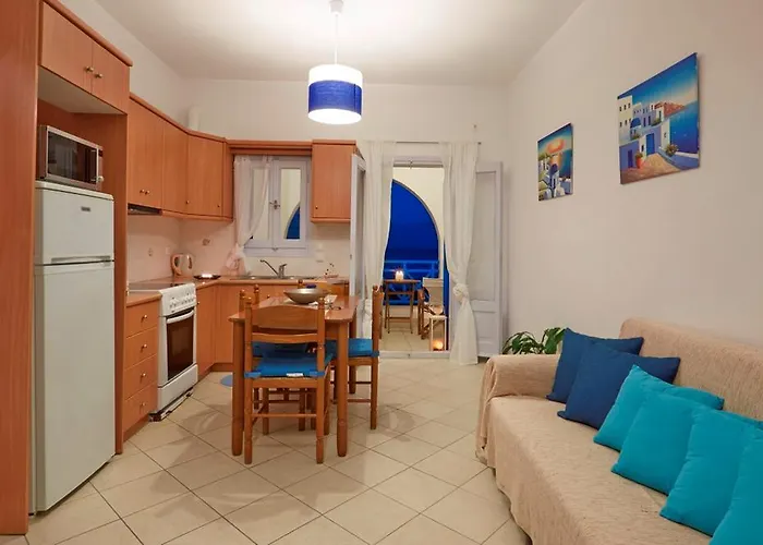 Rodothea And Adams On The Beach, Santorini Apartmán