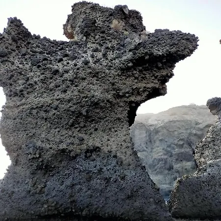 Διαμέρισμα Rodothea And Adams On The Beach, Santorini *