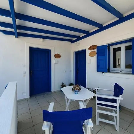 Rodothea And Adams On The Beach, Santorini Apartment