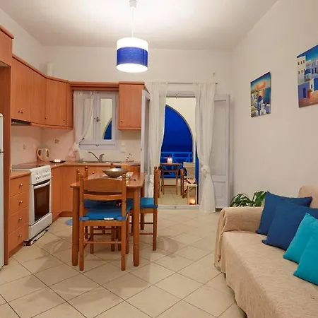 Rodothea And Adams On The Beach, Santorini Apartment