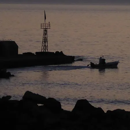 Rodothea And Adams On The Beach, Santorini Διαμέρισμα Μονόλιθος