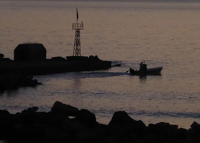 Rodothea And Adams On The Beach, Santorini דירה מונוליתוס