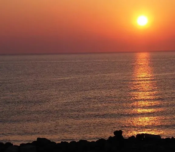 Rodothea And Adams On The Beach, Santorini דירה *