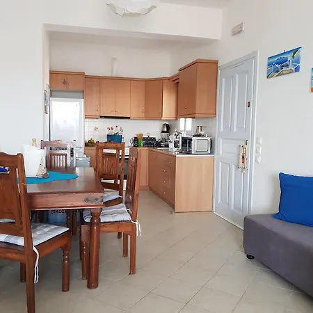 Apartment Rodothea And Adams On The Beach, Santorini