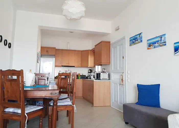 Apartment Rodothea And Adams On The Beach, Santorini *