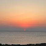 Rodothea And Adams On The Beach, Santorini Apartamento